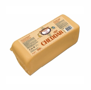 Сыр Чеддар Light ж40% фас ву Басни о сыре Беларусь
